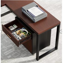 Boss desk B170