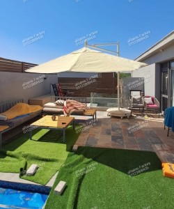 Rotating 360 Degree Jumbo Cantilever Umbrella 16 SQM