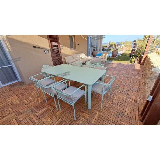 outdoor table and 8 chairs VR