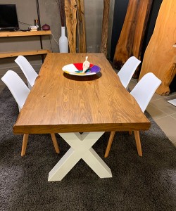 solid dining table D75